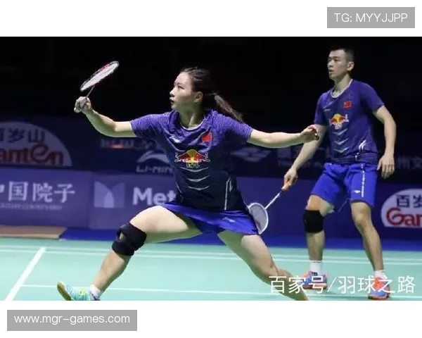 羽毛球双打配合技巧解析:提升默契与战术运用 羽毛球双打配合技巧解析:提升默契与战术运用